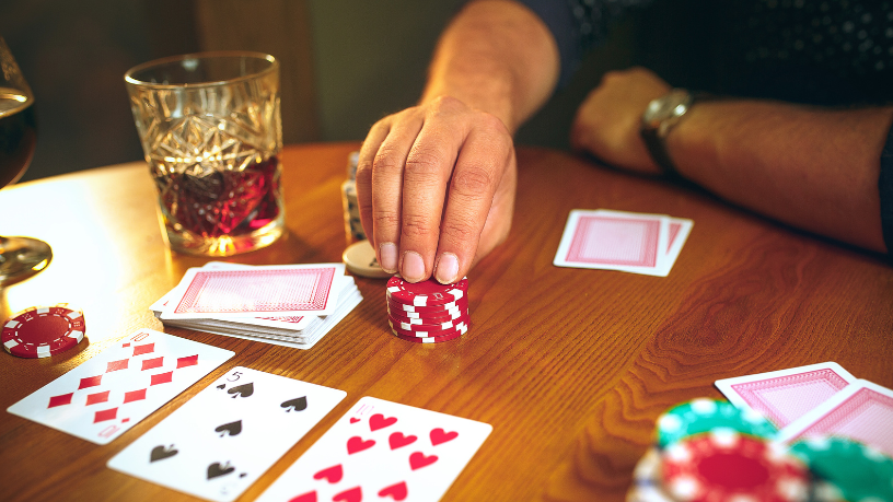 Para Thiago Viana, manter a calma é tão importante quanto dominar as cartas.