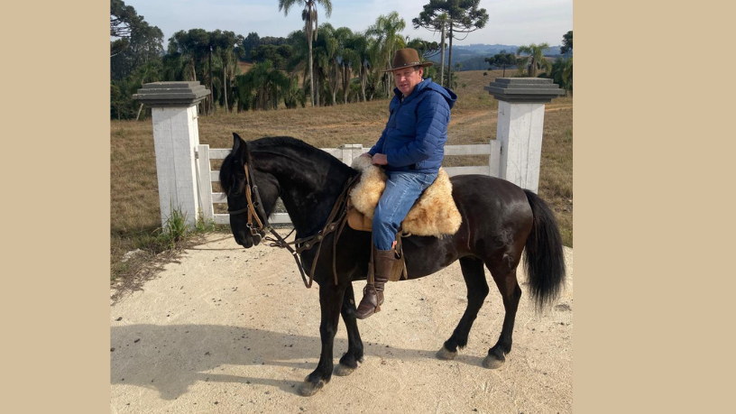 Altevir Seidel ensina os cuidados essenciais para manter a saúde do cavalo forte e ativo.