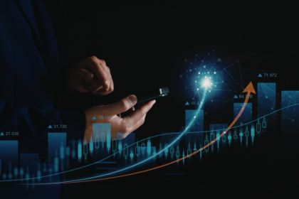 Danilo Regis Fernando Pinto explica como os ciclos do mercado influenciam o desemprego e moldam os rumos da economia.
